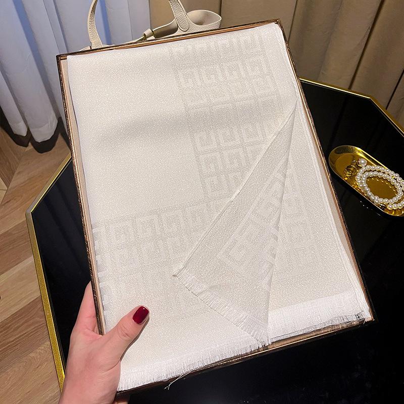 Neuer Frühlings-Imitationsseidenschal für Damen Mode-Schal Hochwertiger eleganter Schal Tentakel-Baumwolle Vielseitiger Seidenschal