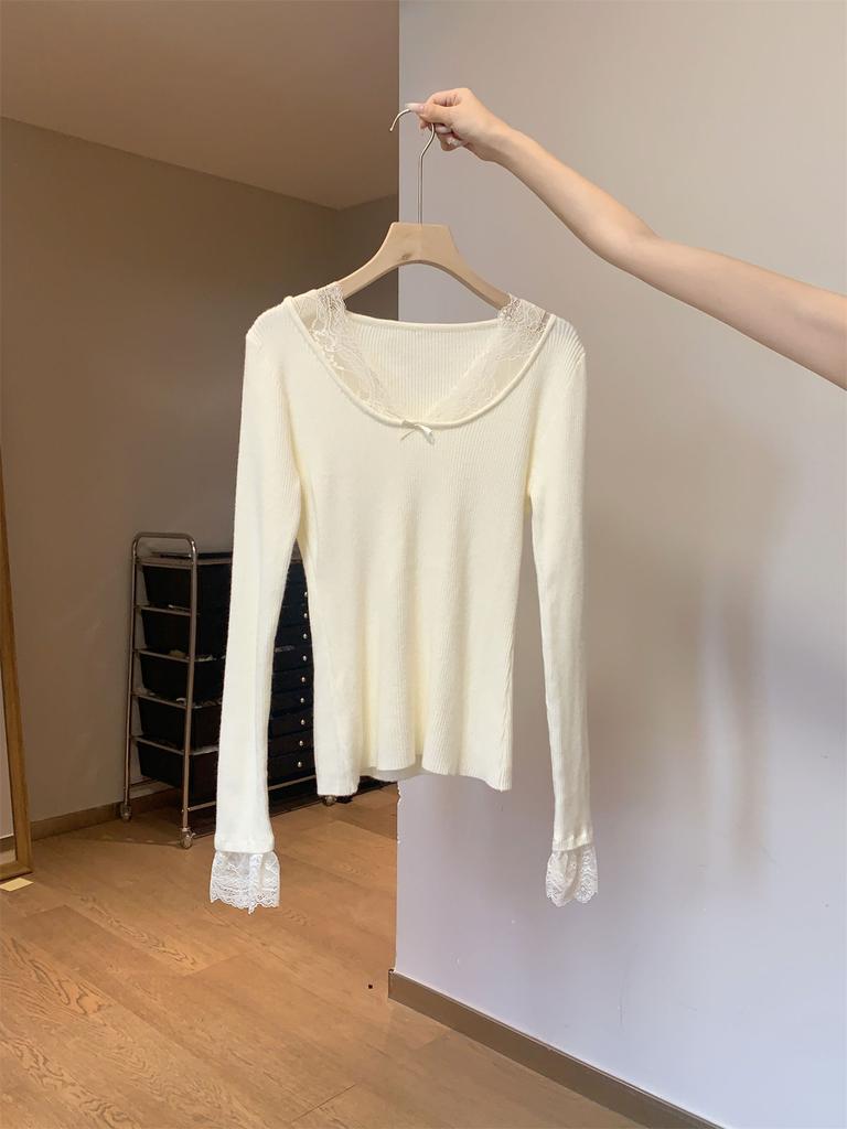 Spring Christmas red lace collar knitted bottoming shirt women's beautiful slim-fitting inner top pure desire wind sweater