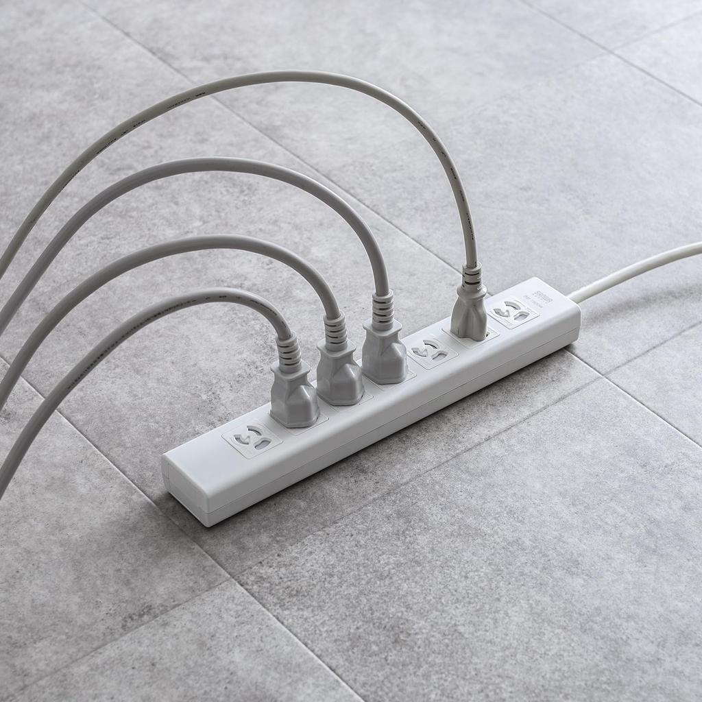 SANWA SUPPLY Anti-Pull Shutter Tap (3-Pin, 7 Outlets, 5m) TAP-F37SH-5SR