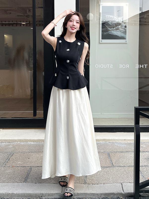 Chic Summer Sleeveless Black Vest & Waist-Cinching Skirt Set
