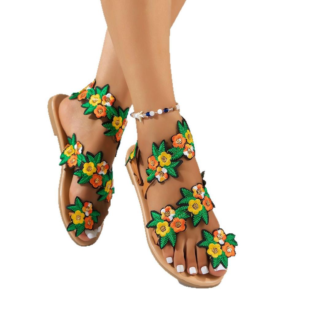 Set of Toe Sandals Summer New Flat-bottomed Flower Flat-bottomed Beach Large-size Open-toed Sandals