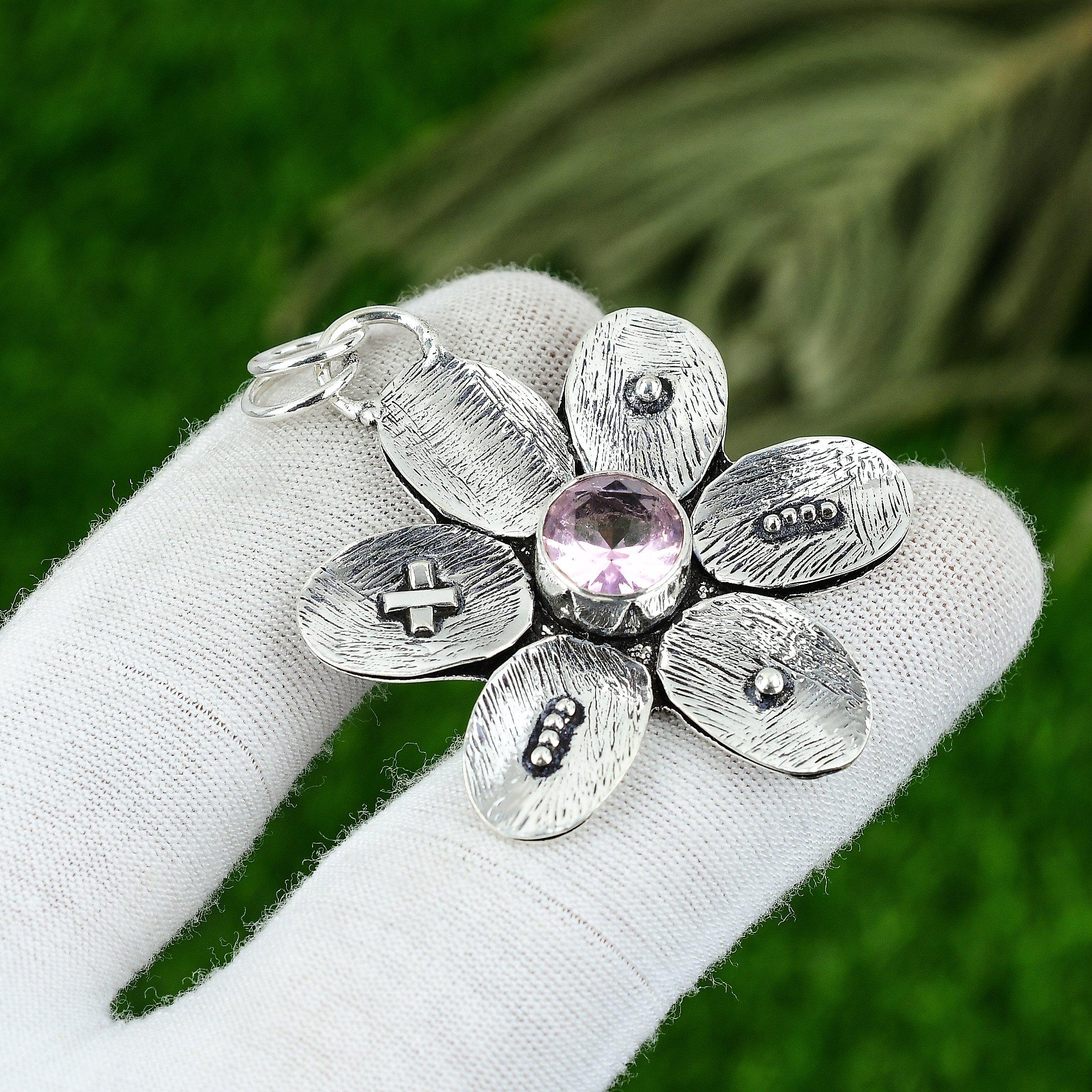 

Birthday Gift For Her Natural Pink Kunzite Gemstone Pendant 925 Sterling Silver