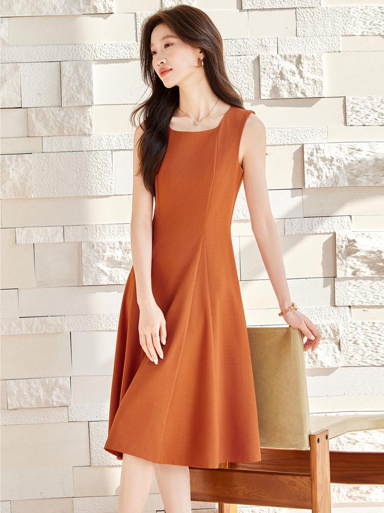 Elegant Sleeveless Fit-and-Flare Dress for Women - 2026 Spring/Summer Collection