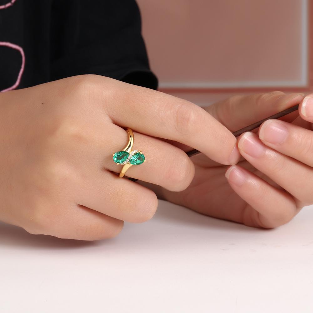 Light Luxury and elegant Ring 18K Yellow gold over S925 Created emerald Nano jewelry for Women's Birthday and party Gifts