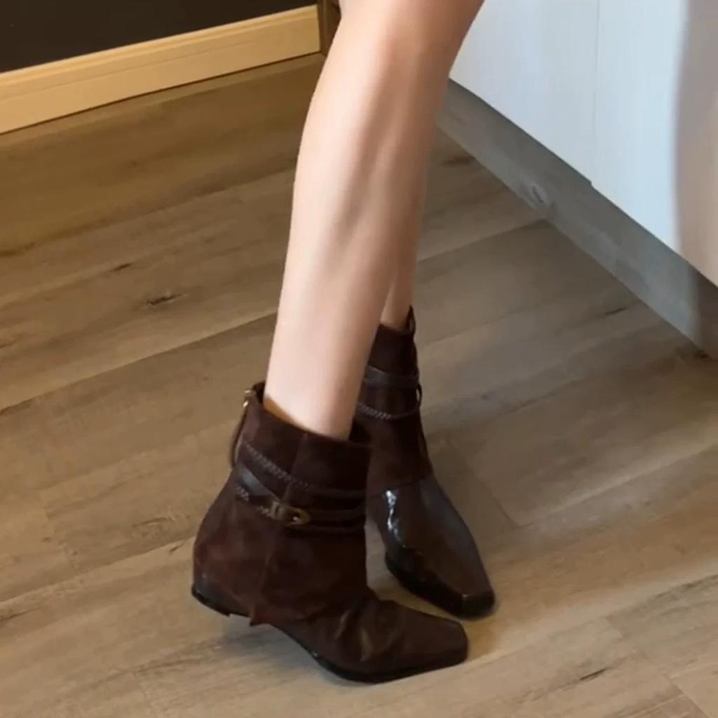 Sheepskin version~ Square head retro belt buckle short boots women's inner height increase western boots rear zipper thin knight boots