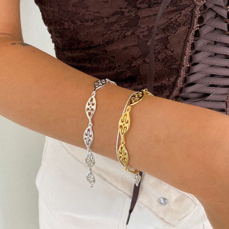 

Salgat Vintage Leaf Bracelet 18K G.P _ S1 (15cm)