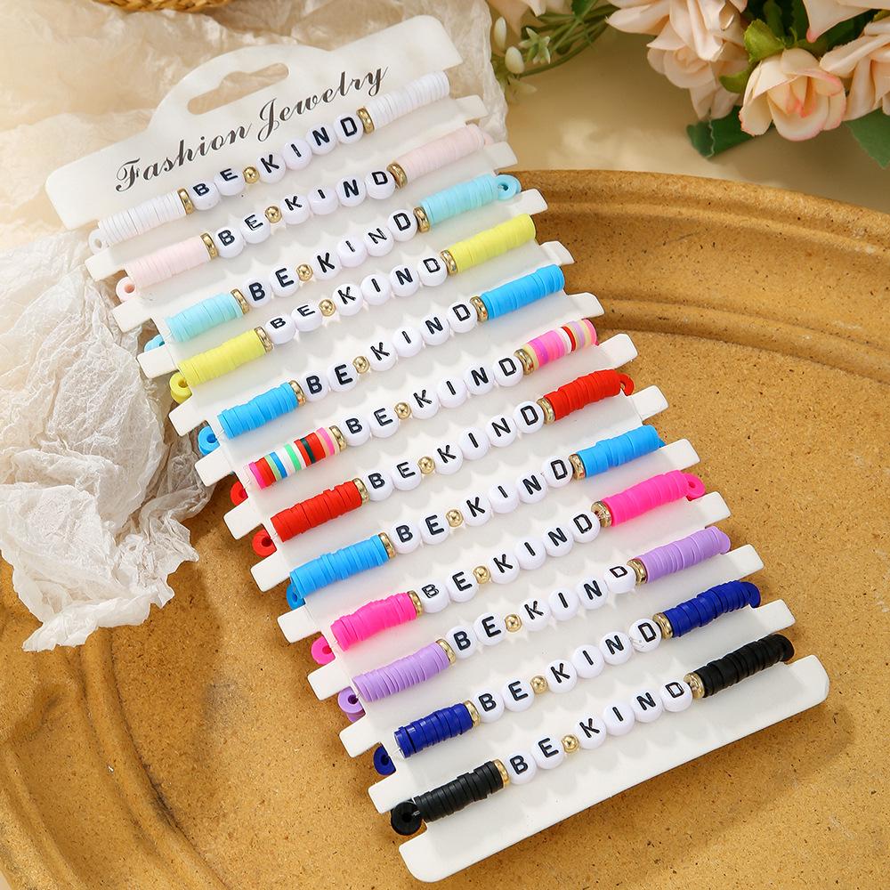 """WWJD"" Buchstaben Polymer Clay Perlen Armband Set": Europäischer/Amerikanischer Stil, 10er-Set Dankbarkeits-Glaubensarmbänder.