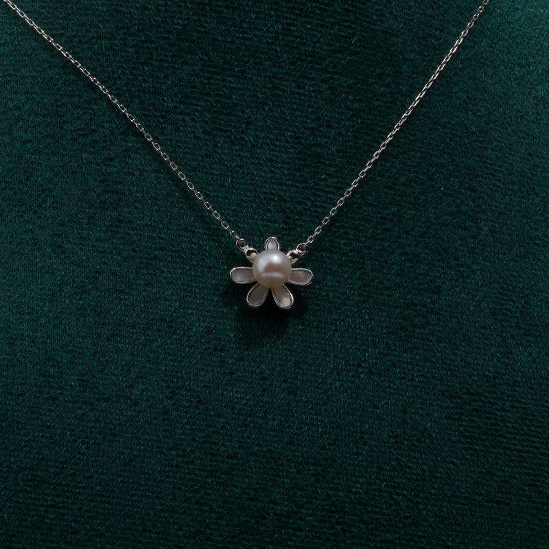 Freshwater Pearl Petal Pendant Necklace - 925 Sterling Silver, Women s Luxury Jewelry белый