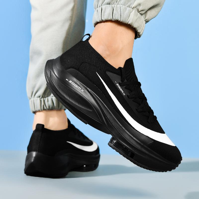 New  Men Running Shoes Breathable Outdoor Sports Shoes Lightweight Sneakers For Men Comfortable Athletic Training Footwear