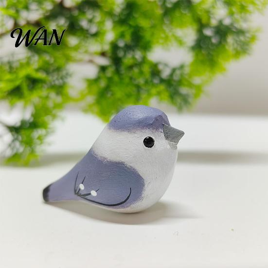 Durable Bird Figurine Handmade Wooden Carving Statue Miniature Wildlife Sculpture for Living Room Office Desktop TV Stand Decor Gifts Lovers