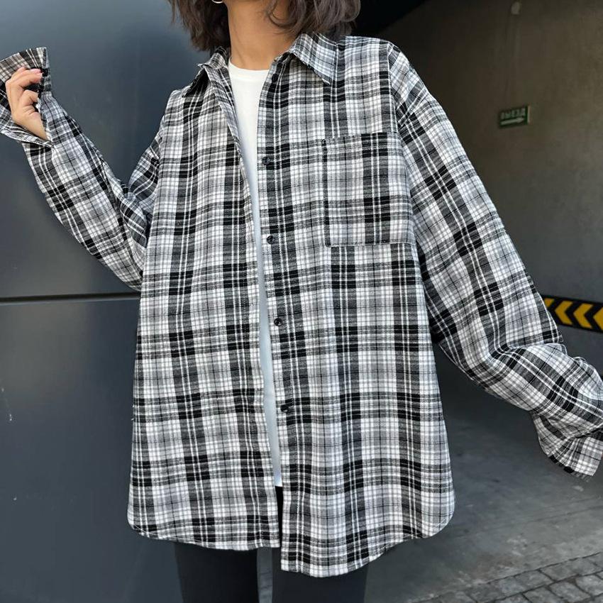 American fashion retro black and white plaid shirt women's medium and long niche outer stacked shirt oversiez women's clothing