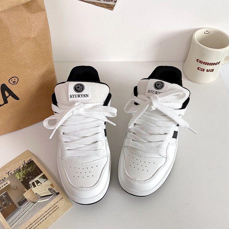 Bread Shoes Hong Kong Style Niche Design Board Shoes Women Ins Tide 2025 Autumn New Internet Celebrity Versatile Casual White Shoes