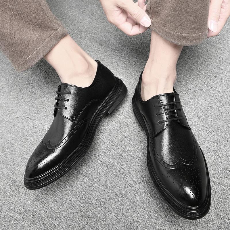 White Men's Dress Shoes Classic Formal Oxford Leather Office Shoes For Men Wedding Casual Business Brogues Shoe Man