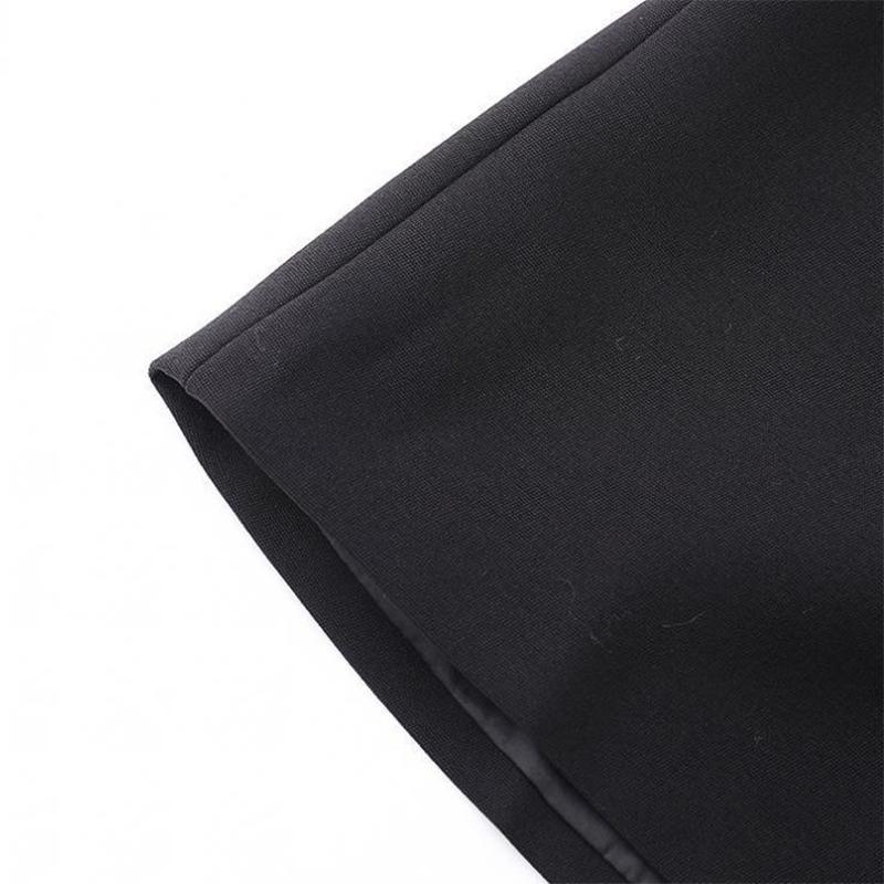 Šortky Dámské štíhlé ležérní kalhoty s vysokým pasem a širokými nohavicemi