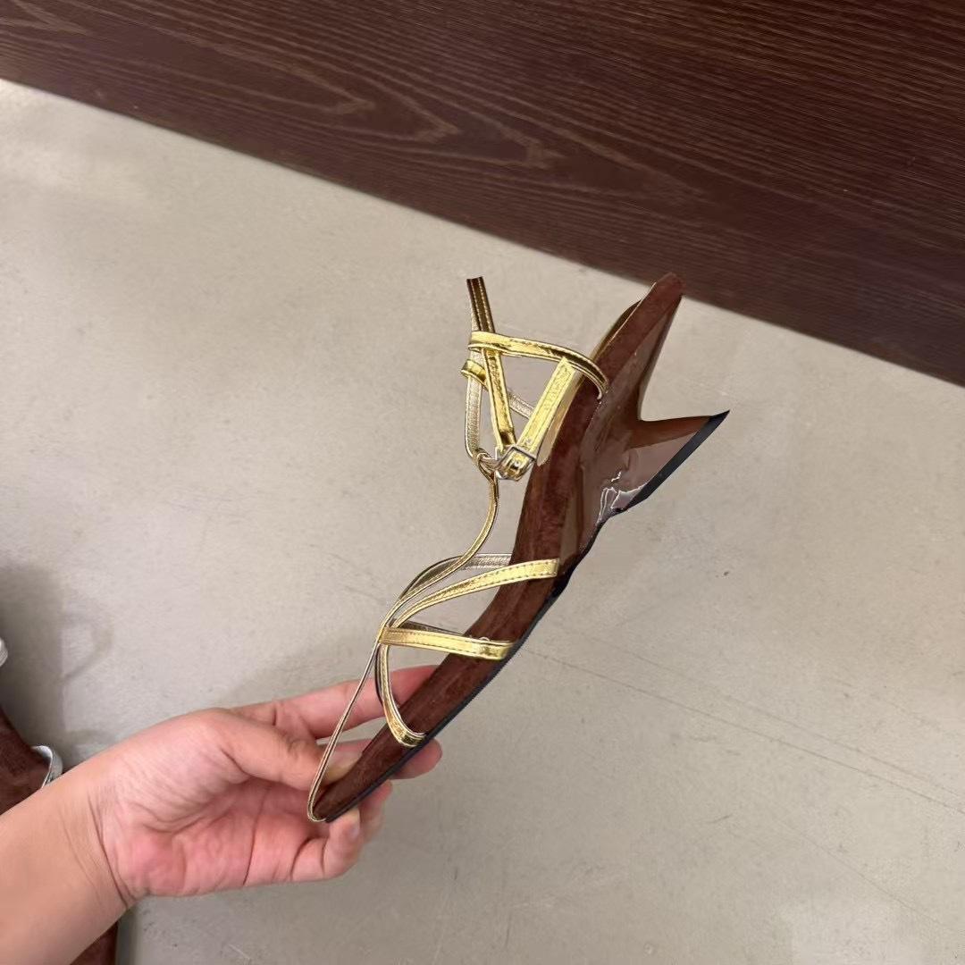 

Luxury Thin Straps Pointed Tops Low Heels Gold One-letter Strap Cat and Summer Line Slippers 39 золотой