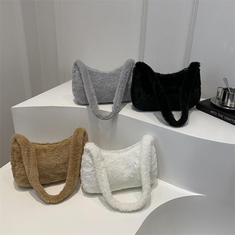 Early Spring New Mao Mao Solid Color Casual Fashion Fashion Plush Hand-held Underarm Women's Bag