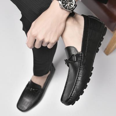 Mode Frühling Mode Neue Herren Atmungsaktive Slipper Hochwertige Herren Klassische Schwarze Bequeme Weiche Sohle Zweischichtiges Rindsleder Bohnenschuhe