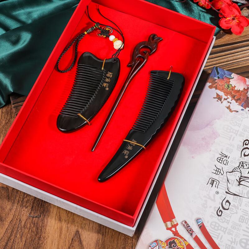 Подарочный набор: гребень и заколка из рога быка