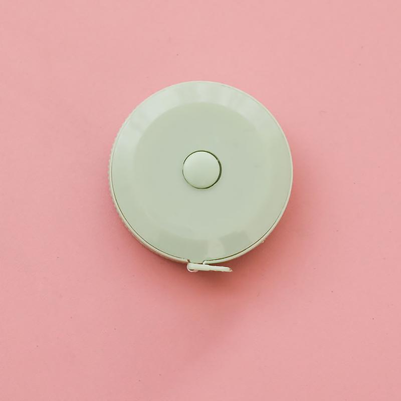 

Мультяшная рулетка 0-150 см 0-60 дюймов Мини Портативный Милый Брелок в форме Животного Автоматическая рулетка Панда Лягушка Свинья Тигр