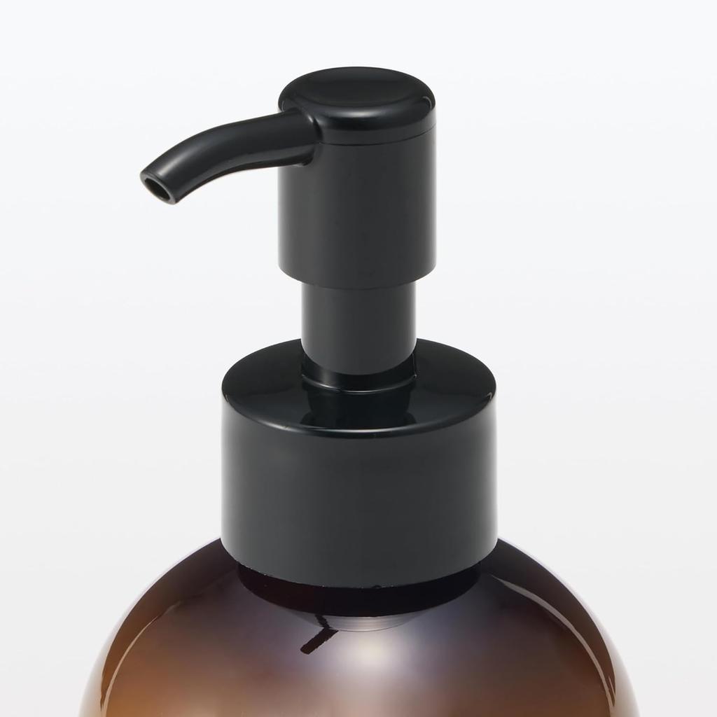 MUJI Essential Oil Body Hinoki Lavender OAR56A4A Milk, & Scent, 300mL,