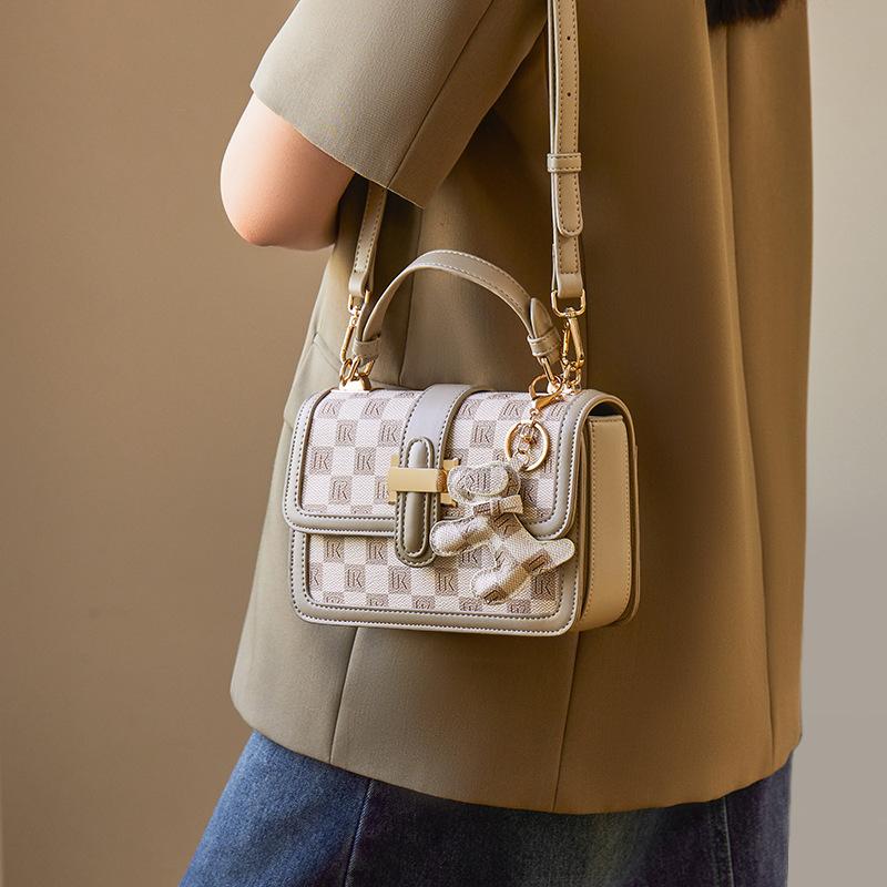 Mrs. Qiao High-End Bag for Women 2025 New Autumn Winter Trendy Crossbody Bag Women's Light Luxury Brand Handbag Gift