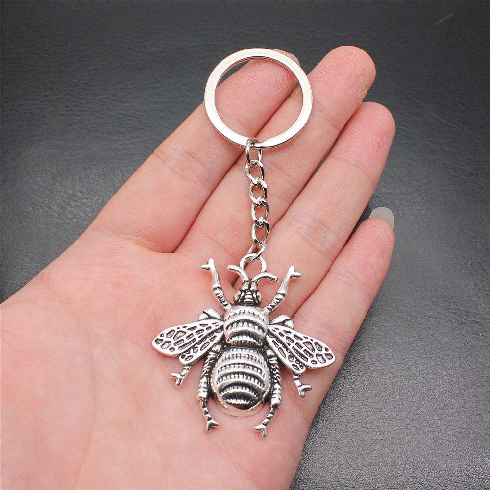 Bee Butterfly Garden Insect Keychain for Friends Hot Sale Modern Bridesmaid Gift Dainty Daily Use Accessory