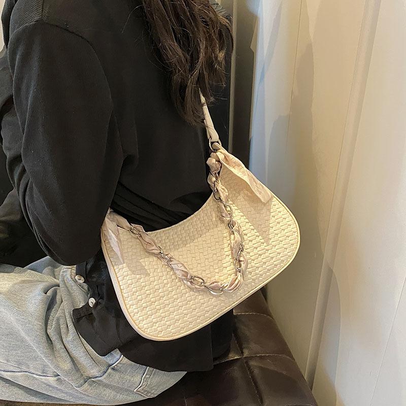 New niche high-end underarm baguette bag women's 2025 new trendy versatile chain shoulder bag