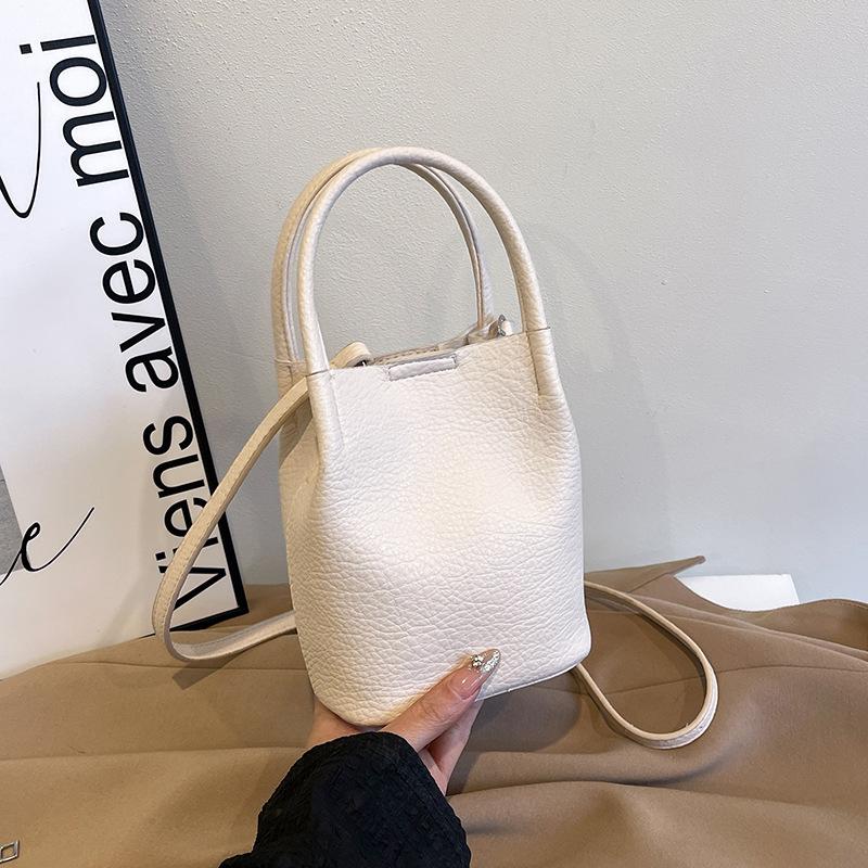 Bucket Bag 2025 New Women's Summer Simple and Versatile Texture Fashion Portable Shoulder Messenger Bag Bag