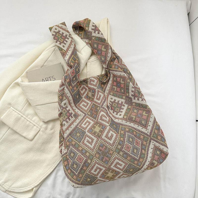 Chic Colorblock Shoulder Bag Large Stylish Tote For Casual Commuting In Various Colors