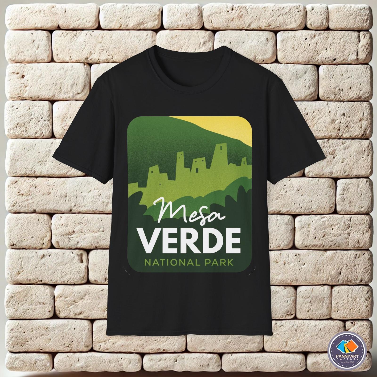 Mesa Verde National Park Unisex T-Shirt XXXL