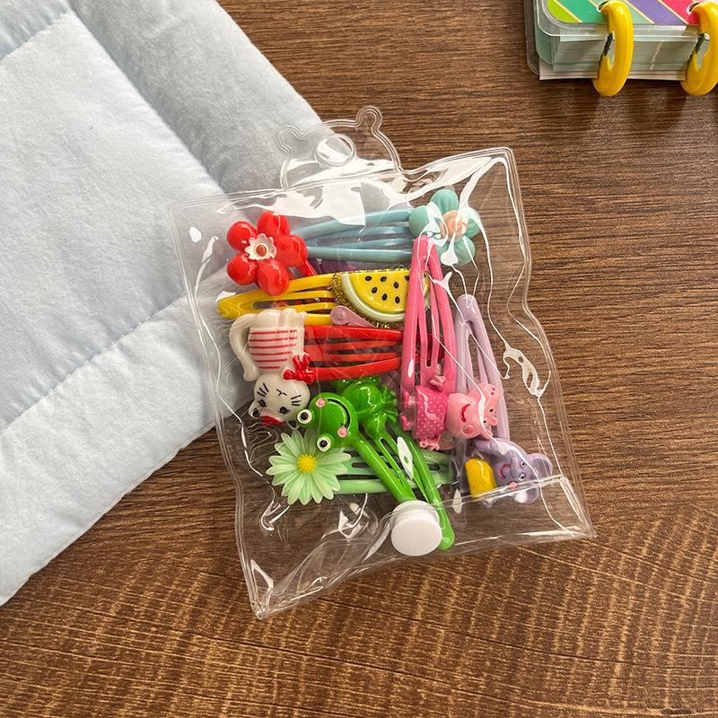 10-delat set med söta färgglada resin tecknade frukt hårklämmor för barn