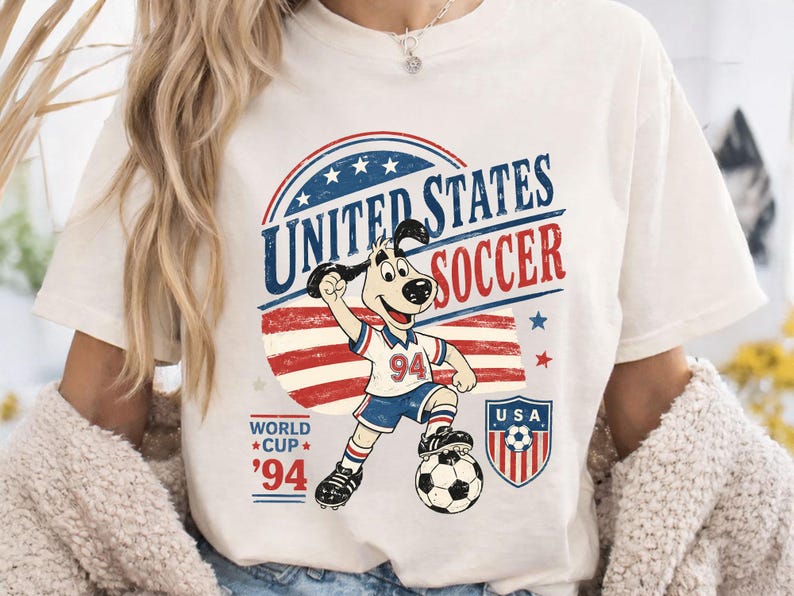 United States Soccer 94 Shirt, Vintage USA World Cup Tee, Retro Soccer Fan Graphic T-Shirt for Football Lover M