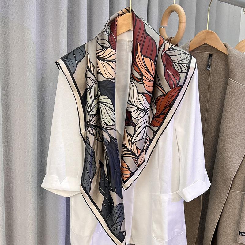 Yiye Zhiqiu Versatile Case Twill Shawl Silk 90 Square Scarf Silk Light Luxury Silk Scarf Women