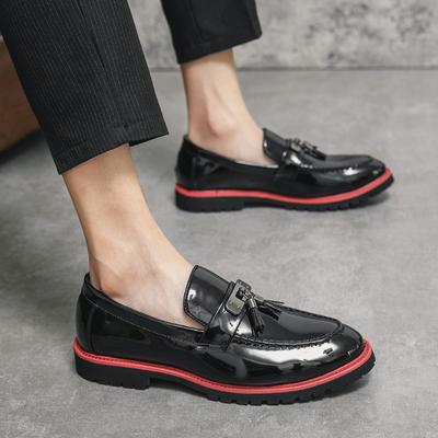Size 38-48 Fashionable Men Tassel Shoes Black Lacquer Leather European Edition Business Travel Le Fu Shoe Gentlemen Social Shoes