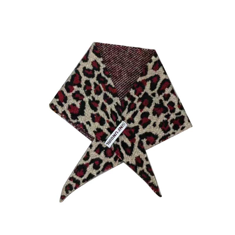 Scarf New retro wool triangle scarf scarf autumn and winter warm scarf leopard print jacquard scarf scarf shawl