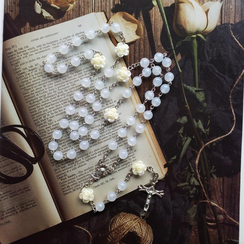62KD 8mm Rosary Beads Flower Luminous Necklace with Jesus Crucifix for Cross Pendant Necklaces Glow in Dark Religious Jewelry
