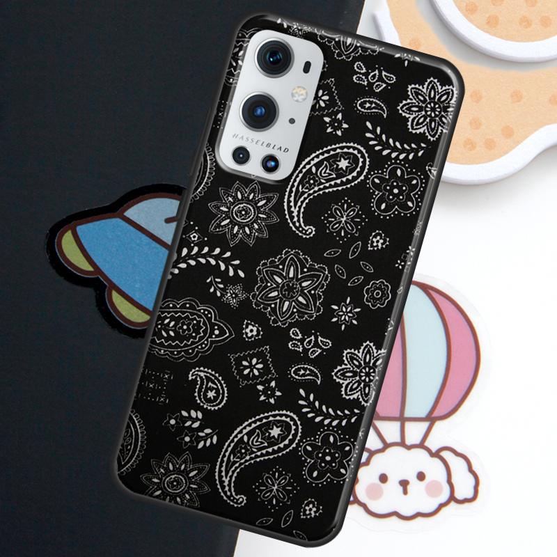 Black Bandana Paisley For Realme GT7 GT6 15 Pro 10 11 12 14 13 Pro Plus C75 C71 C65 C55 C63 C61 C53 C67 C35 Case