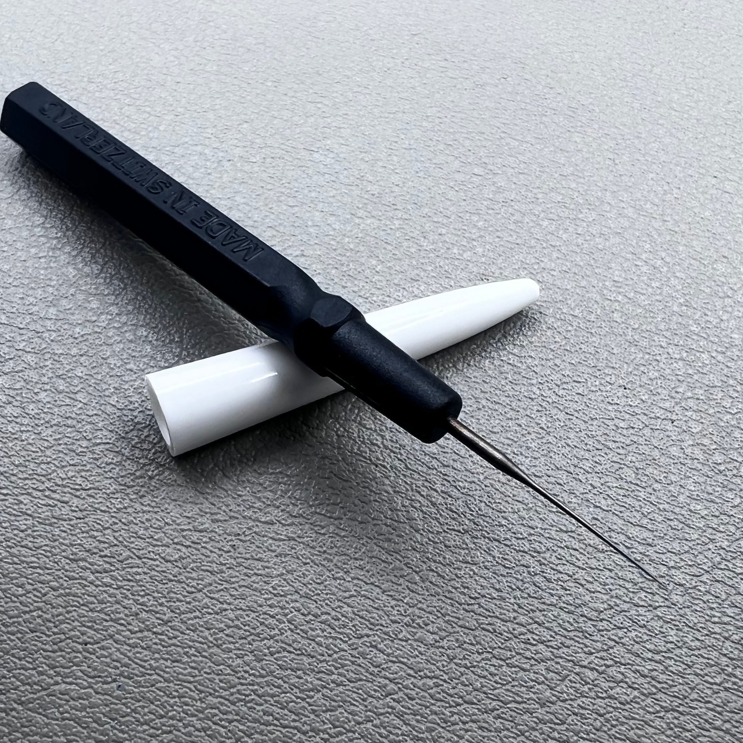 Швейцарский Bergeon 30102-N(черный) Смотреть Масленки для погружения