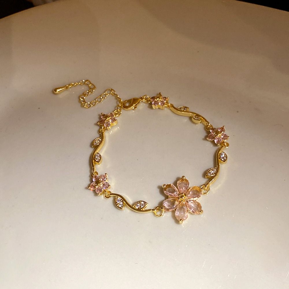Luxury Zircon Flower Bracelet Fashion Shiny Rhinestone Bangle Elegant Elegance Bracelet  For Women