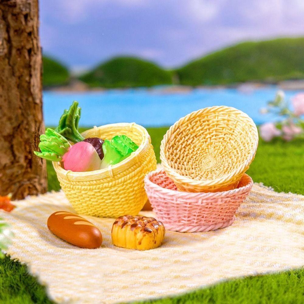 Dollhouse Simulation Decoration' Bamboo Basket Chair Dustpan Dollhouse Miniature Furniture Resin