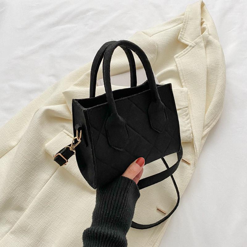 Chic Minimalist Felt Crossbody Bag Elegant Square Shape For Casual And Commuter Use
