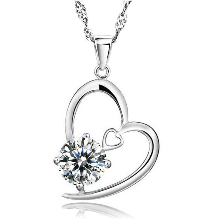 "You in My Heart" Korean Fashion Natural Crystal Pendant Necklace