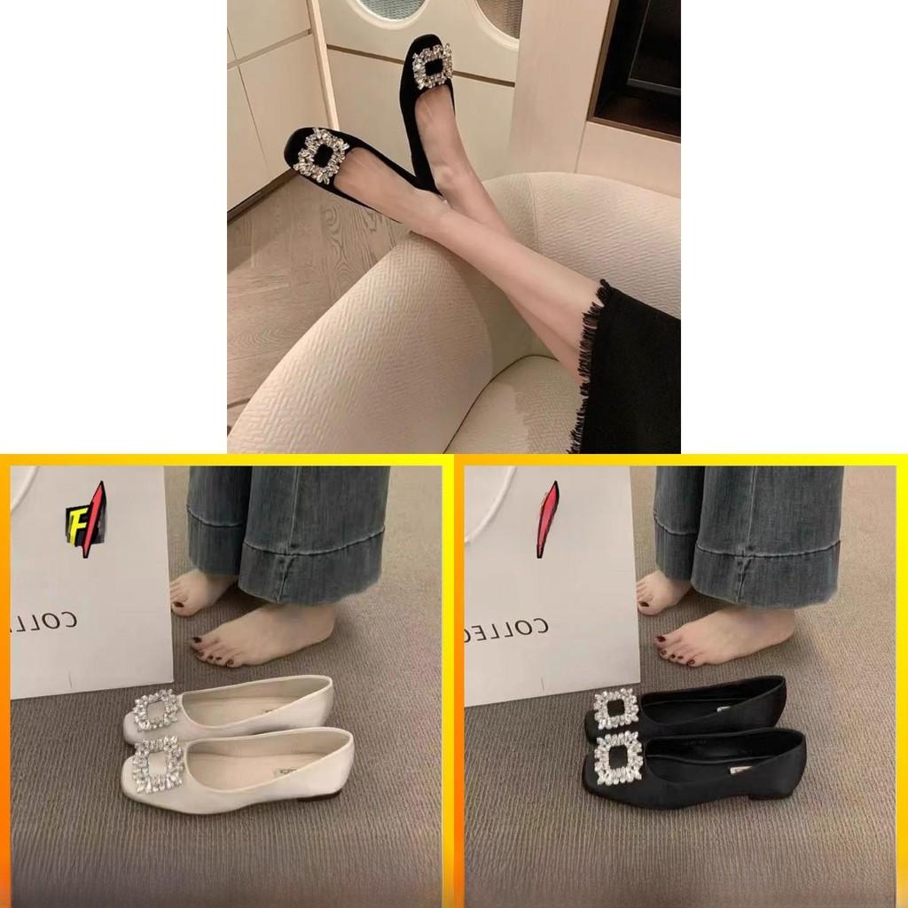 Waterresistant Flats For Women With Rubber Sole And Pu Upper For Daily Comfort