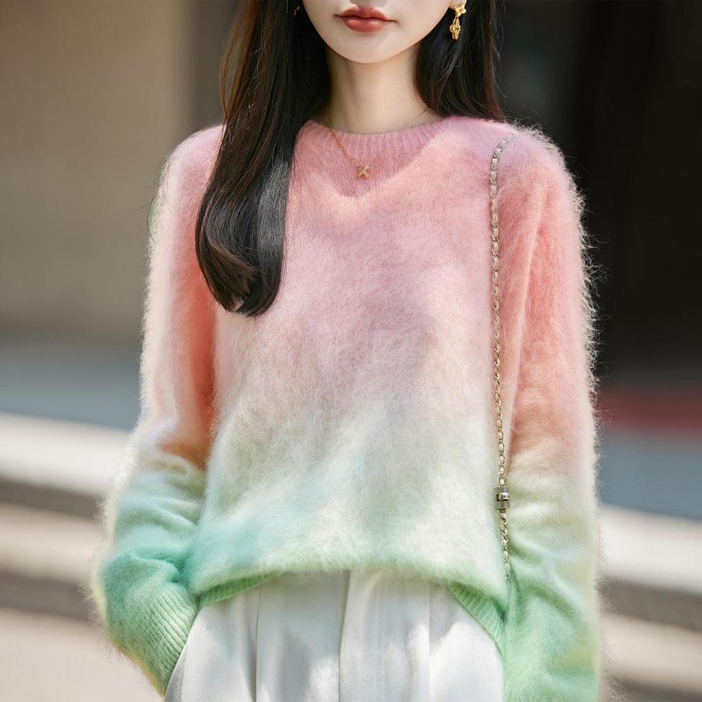 2026 Autumn/Winter Gradient Cashmere Wool Round Neck Long Sleeve Knitwear Sweater