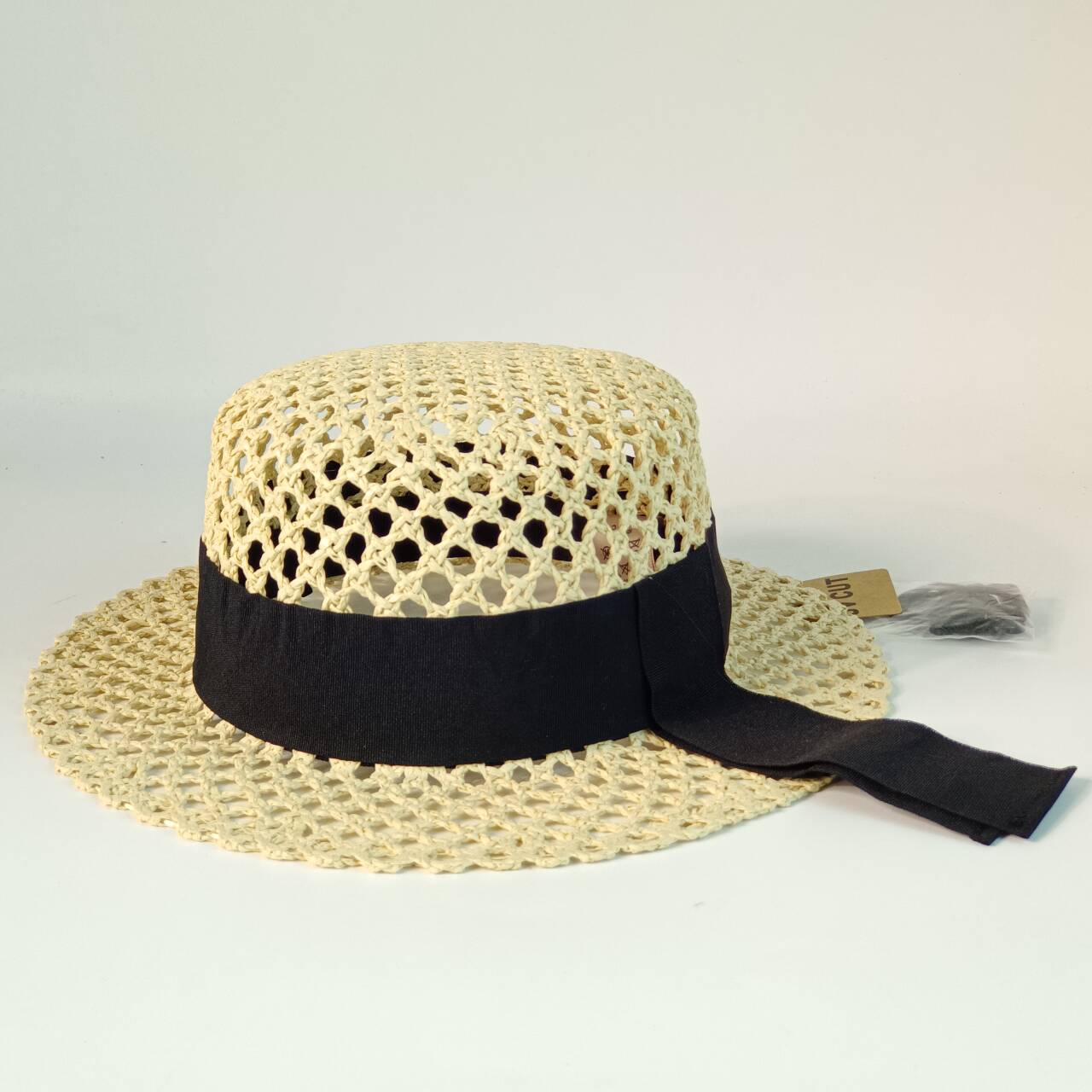 

Breathable Mesh Straw Boater Hat for Women, Flat Top Wide Brim Sun Hat with Adjustable Black Ribbon & A M56-58CM