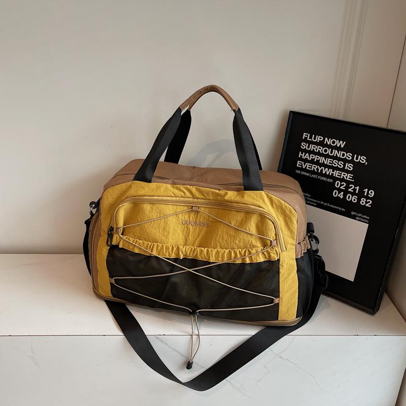 Outdoor Travel Duffel Bag with Mesh Panel Multiple Zip Pockets Large Capacity Sport Weekend Bag