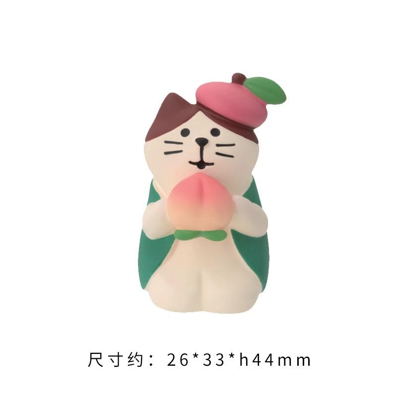 Japanses Creative Toys Peach Series ZAKKA Cat Figurine Decoration Micro Landscape Photo Props Miniature Resin Gift DIY Ornaments