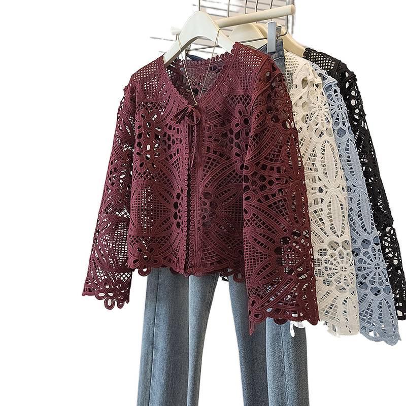 Korean Style Plus Size Embroidered V-Neck Lace Top - Autumn Women's Loose Long-Sleeve