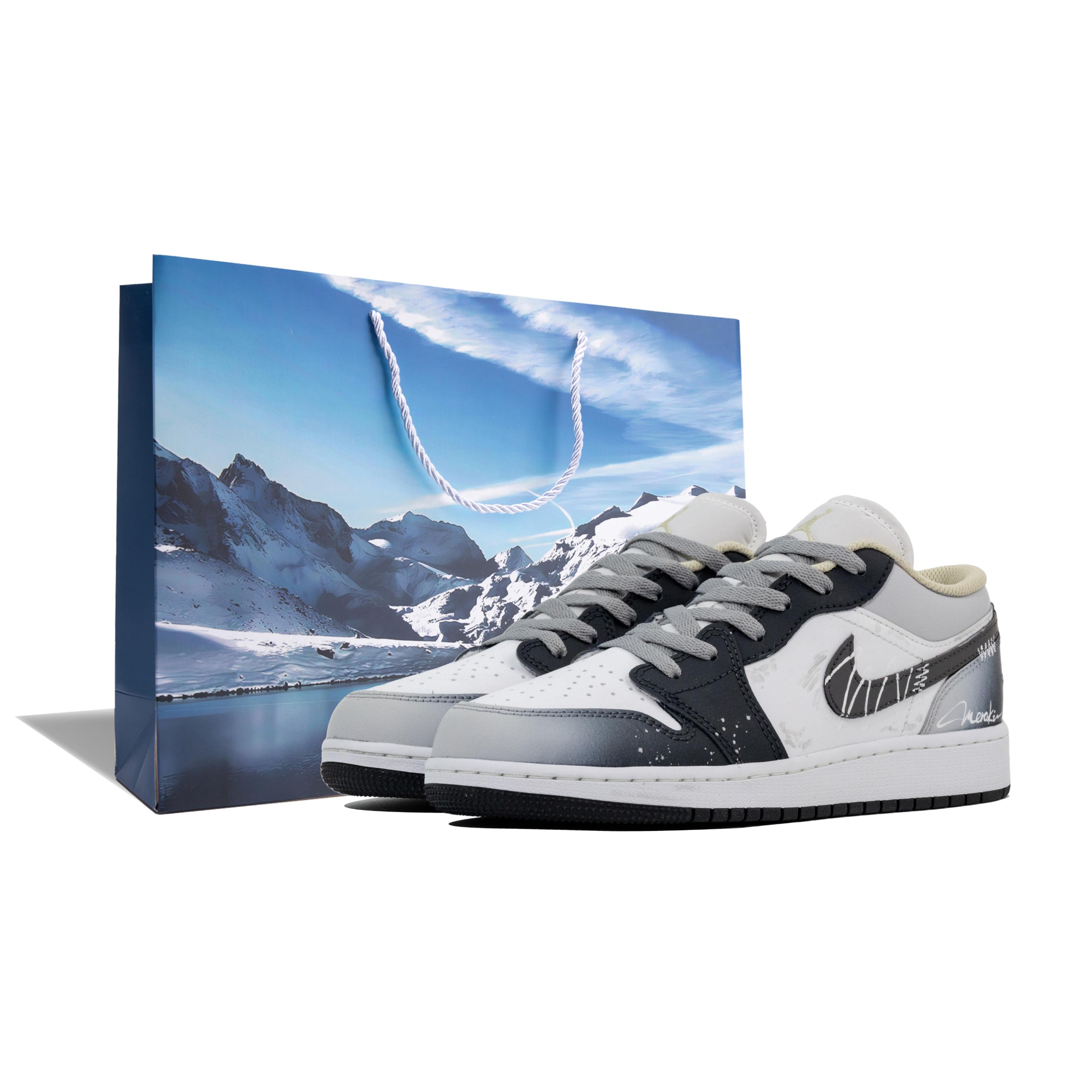 

Jordan Air Jordan 1 Vintage Basketball Shoes Unisex Low Top White 553558-153(Team791--BOX) 35.5