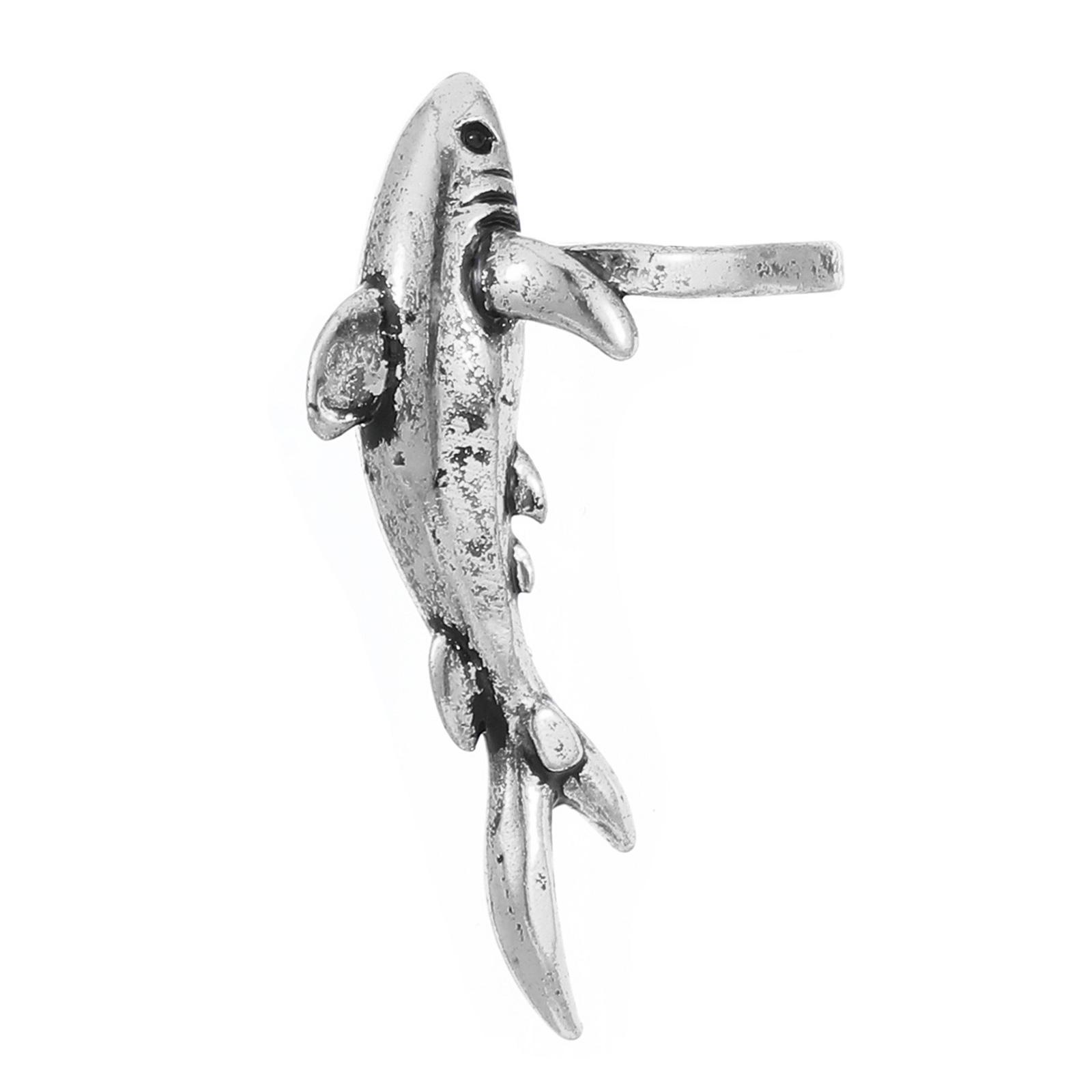 

Уникальный аксессуар для ушей в виде укуса акулы. Современный аксессуар для ушей в виде акулы для подарка и выражения индивидуальности. 2